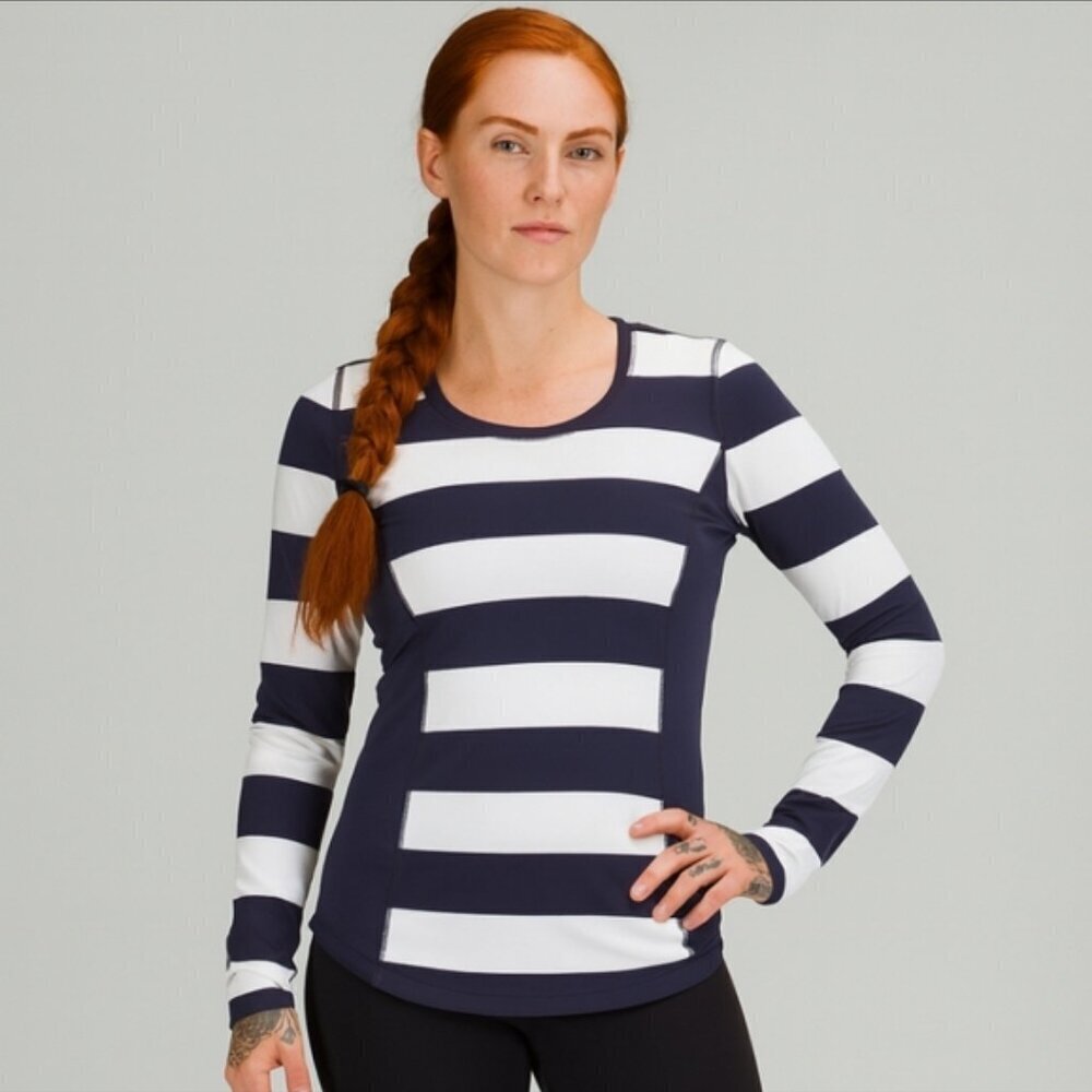 Lululemon Switch Back Long Sleeve Wide Bold Stripe White Deep Indigo Size 4